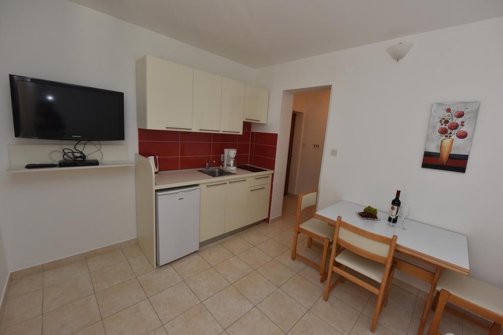 Apartments Pralija Zaboric Εξωτερικό φωτογραφία
