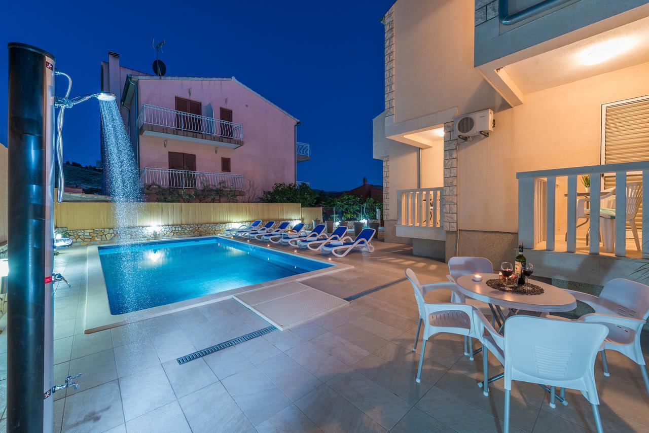 Apartments Pralija Zaboric Εξωτερικό φωτογραφία