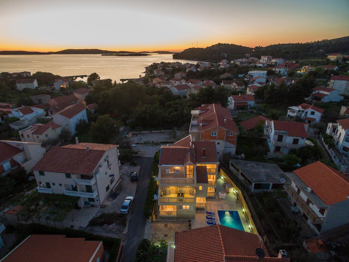 Apartments Pralija Zaboric Εξωτερικό φωτογραφία