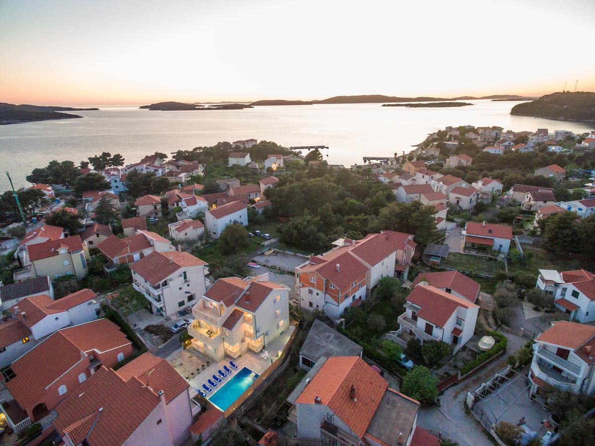 Apartments Pralija Zaboric Εξωτερικό φωτογραφία