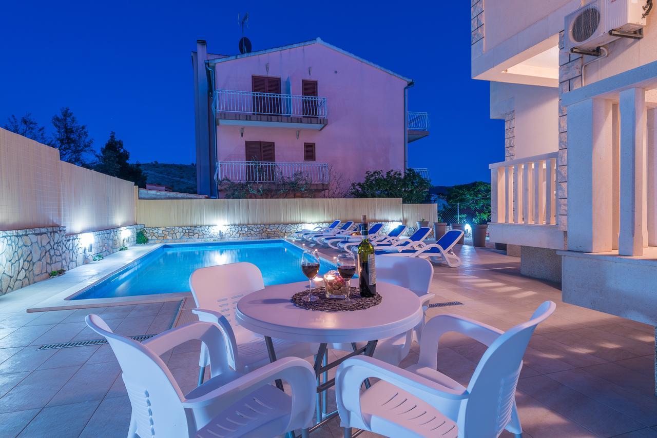 Apartments Pralija Zaboric Εξωτερικό φωτογραφία