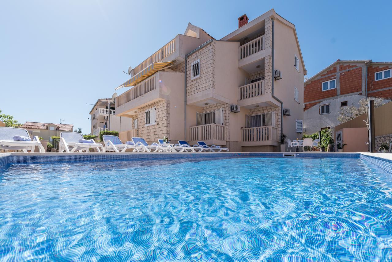 Apartments Pralija Zaboric Εξωτερικό φωτογραφία