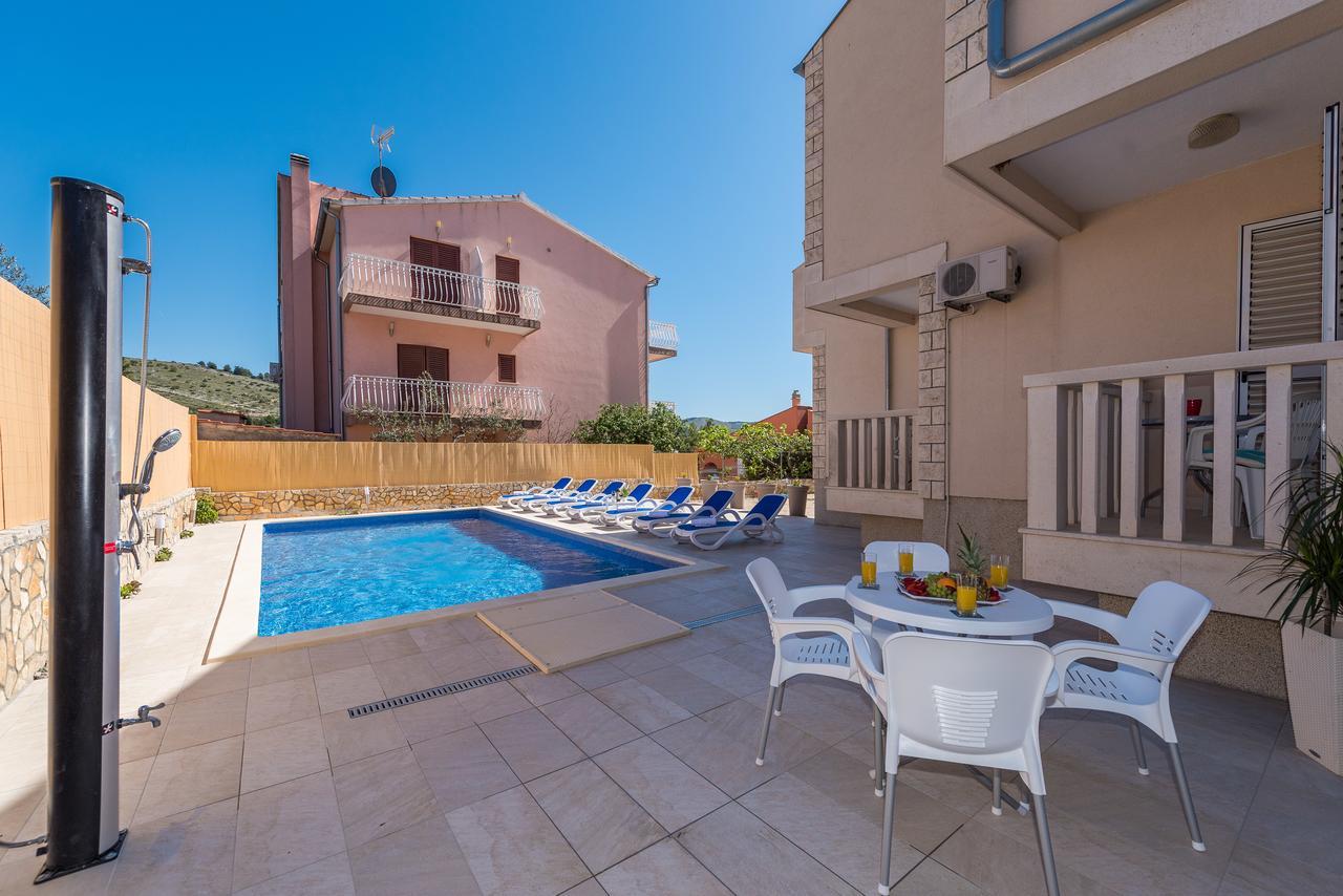 Apartments Pralija Zaboric Εξωτερικό φωτογραφία
